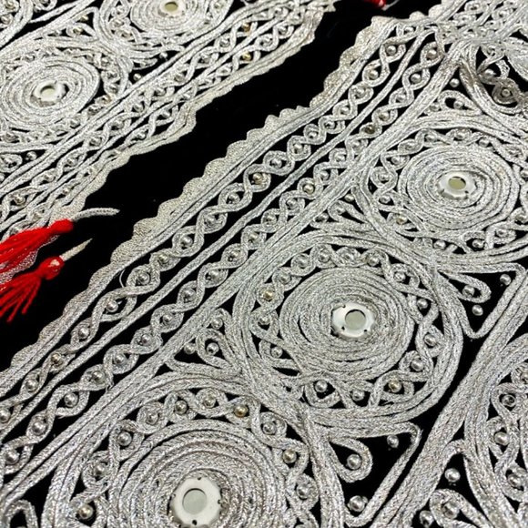 Traditional afghani embroidered men vest - Picture 2 of 2